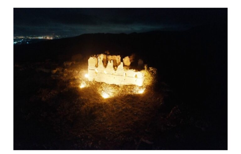 Il castello di Mondragone sarà illuminato domani 28 febbraio