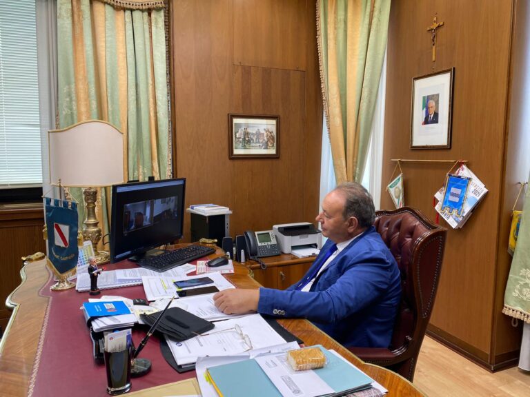 L’agenzia delle entrate rimarrà a Sessa Aurunca.