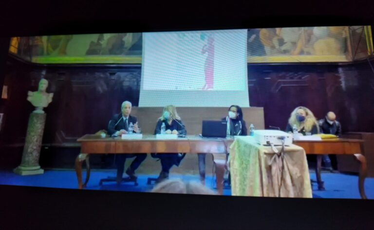 Mondragone/Napoli- L’assessore alla cultura Viola presenta le bellezze del territorio presso l’Archivio storico.