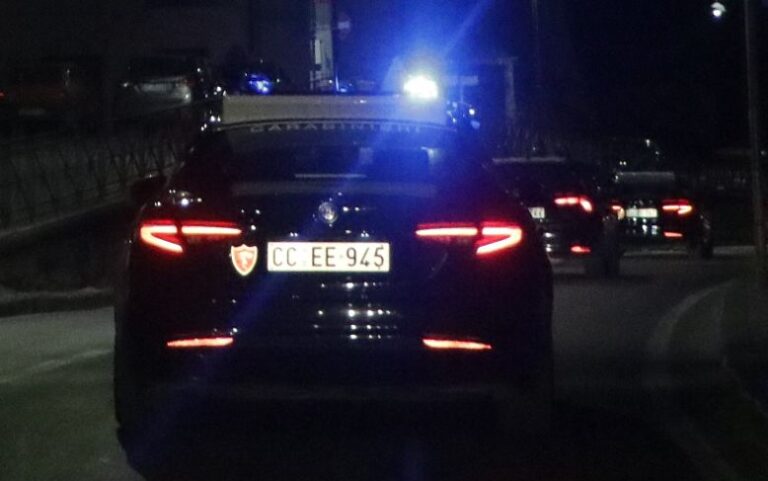 CASTEL VOLTURNO. SPACCIO DI DROGA SUL LITORALE.  E’ IN CORSO UN’OPERAZIONE DEI CARABINIERI.